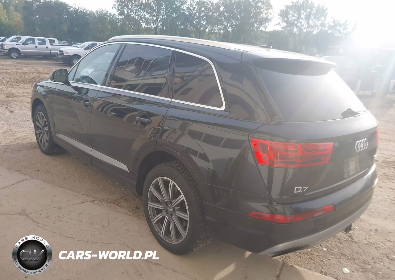 2017 Audi Q7 3.0T Premium VIN:WA1LAAF70HD043403 - 3