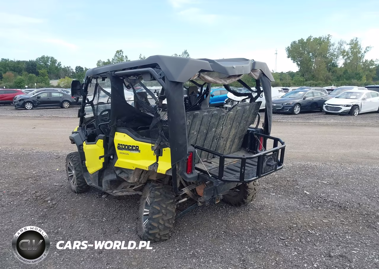 2018 Honda Sxs1000 M5 VIN:1HFVE0424J4202178 - 3
