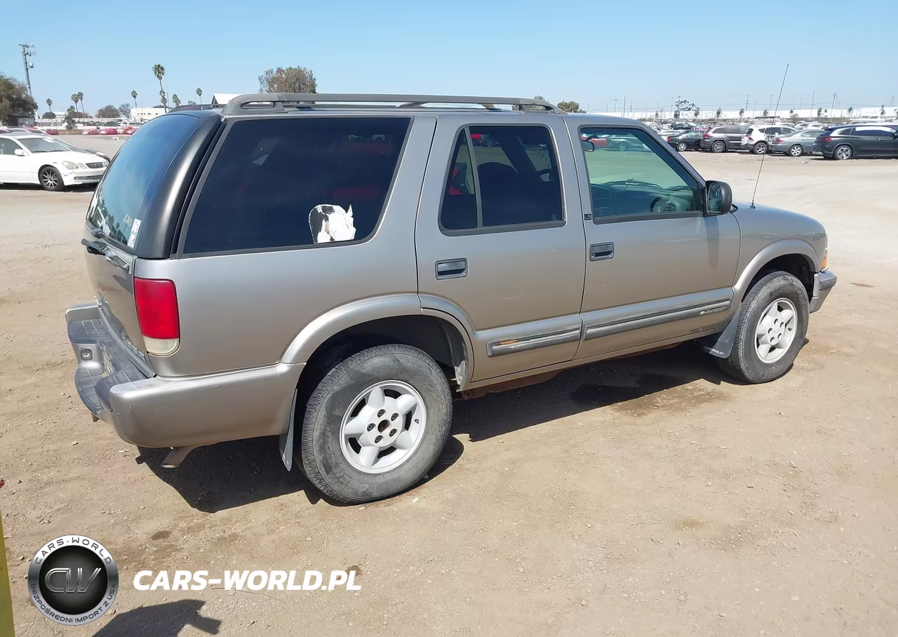 2000 Chevrolet Blazer Ls VIN:1GNDT13W4Y2115139 - 4