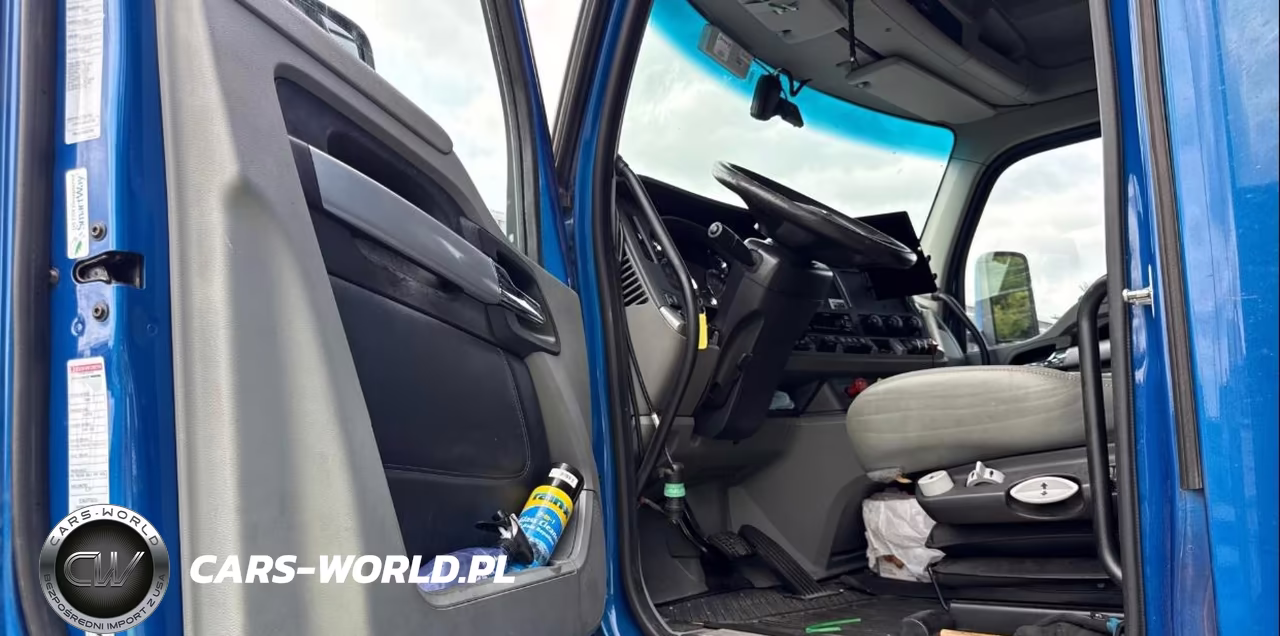 2021 Kenworth T680 VIN:1XKYDP9X0MJ415758 - 11