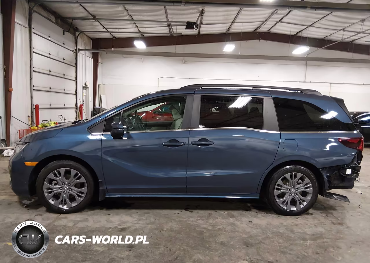 2025 Honda Odyssey Touring VIN:5FNRL6H85SB035195 - 15