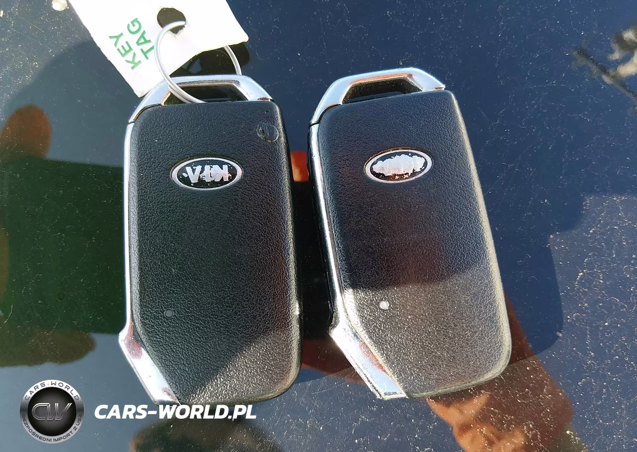 2020 Kia Forte Gt-Line VIN:3KPF34AD2LE163061 - 11