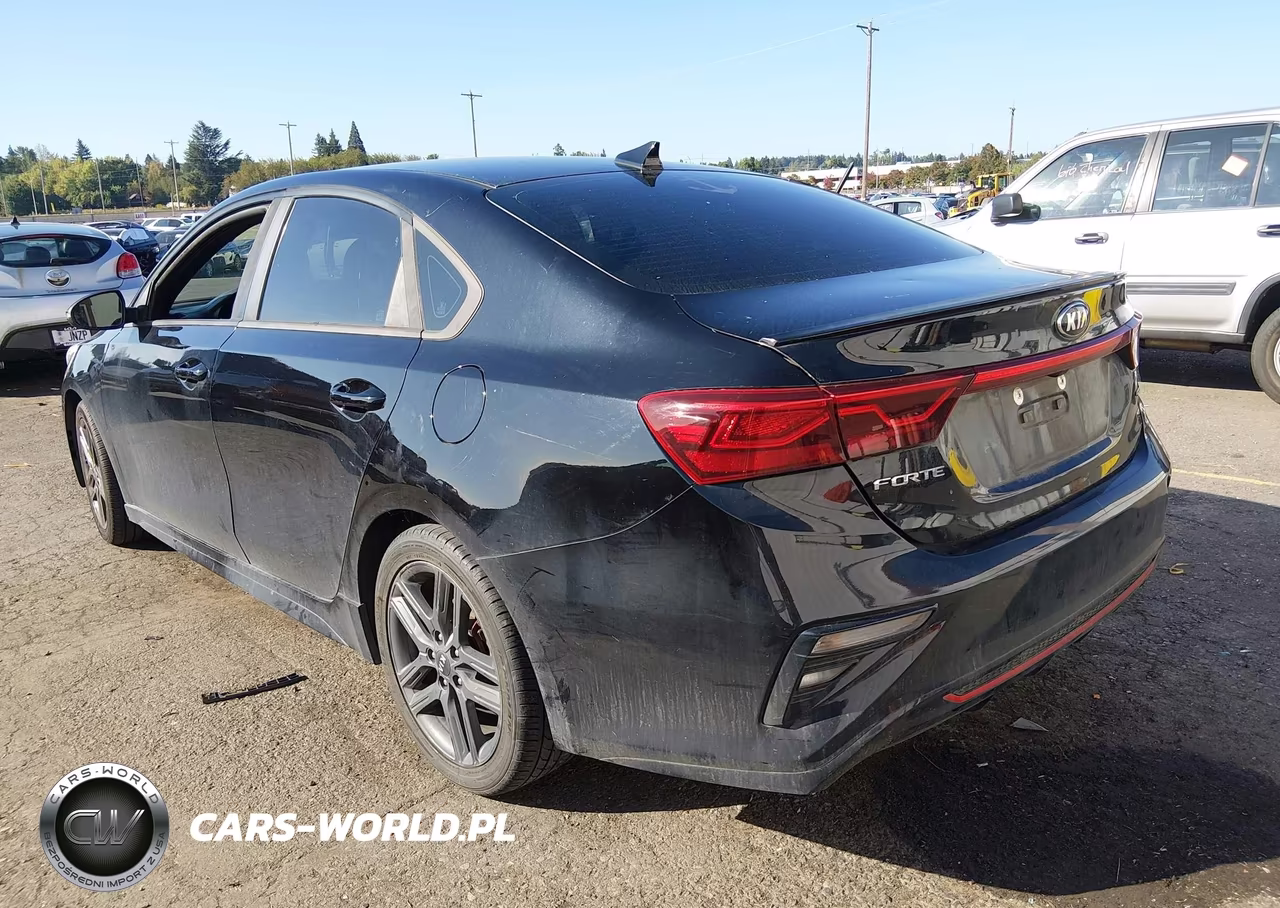 2020 Kia Forte Gt-Line VIN:3KPF34AD2LE163061 - 3