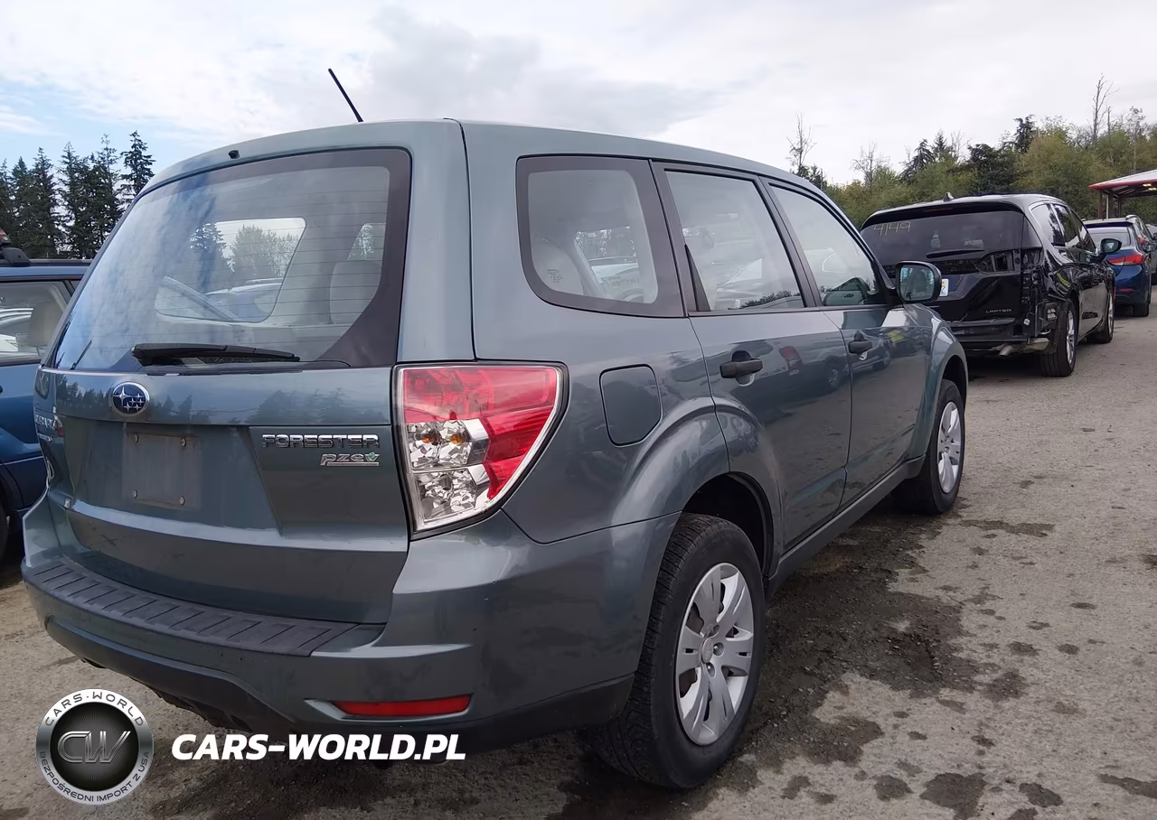 2013 Subaru Forester 2.5X VIN:JF2SHAAC5DG411408 - 4