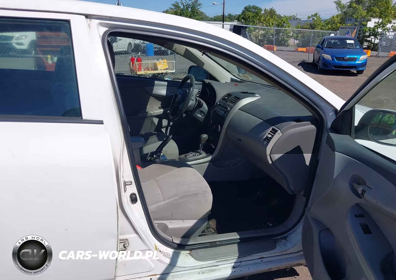 2010 Toyota Corolla Le VIN:2T1BU4EE8AC332011 - 5
