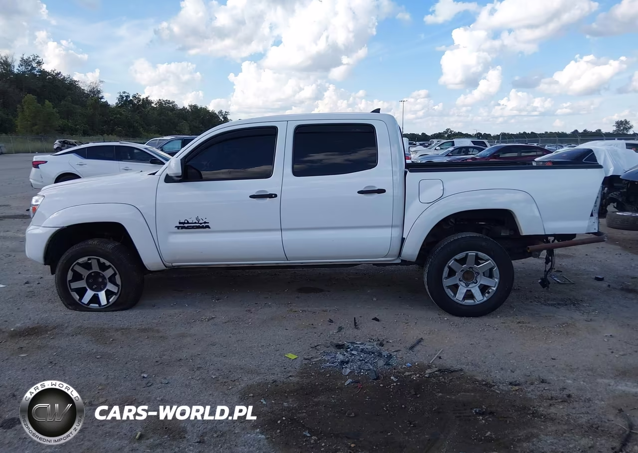 2014 Toyota Tacoma Prerunner V6 VIN:5TFJU4GN5EX061859 - 15