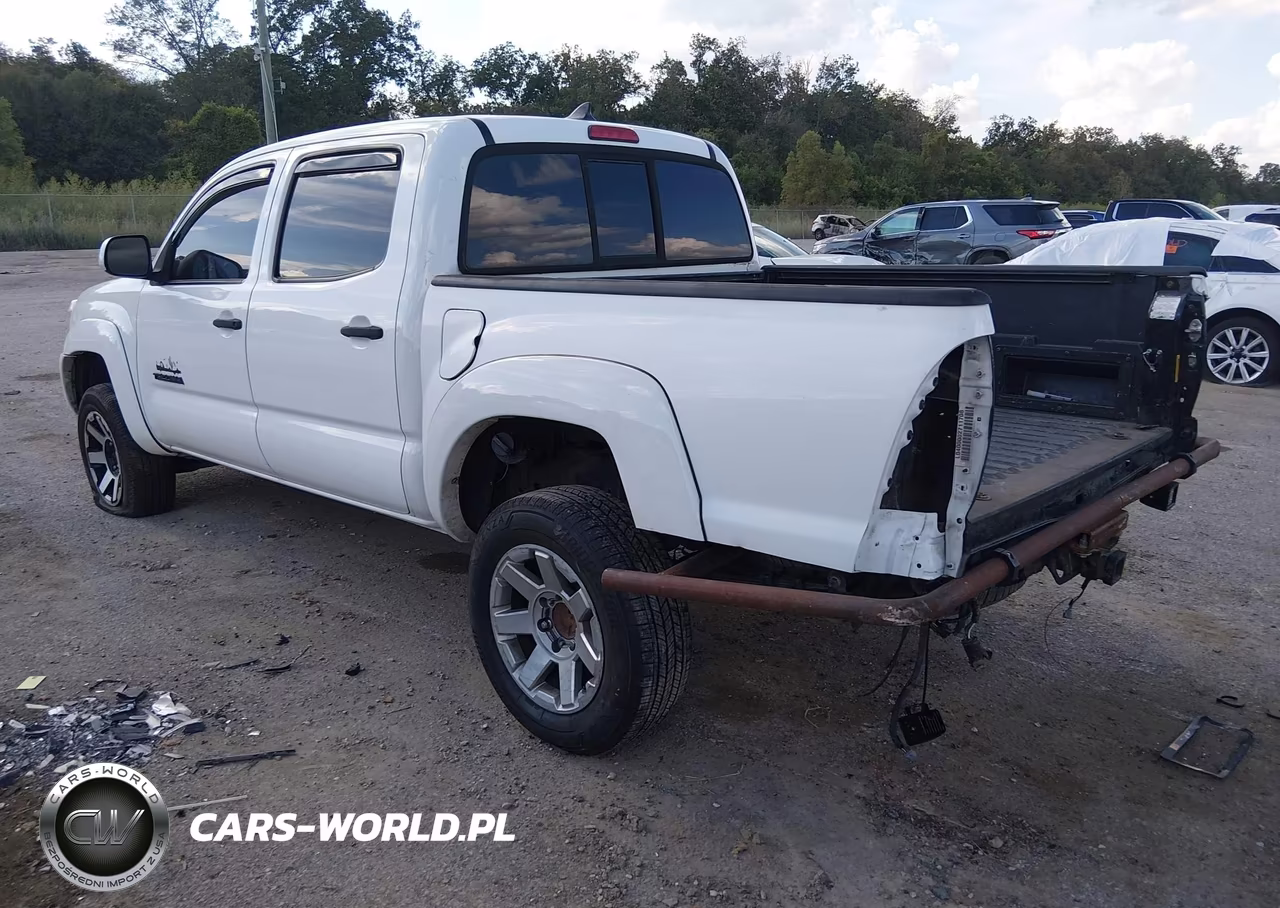 2014 Toyota Tacoma Prerunner V6 VIN:5TFJU4GN5EX061859 - 3