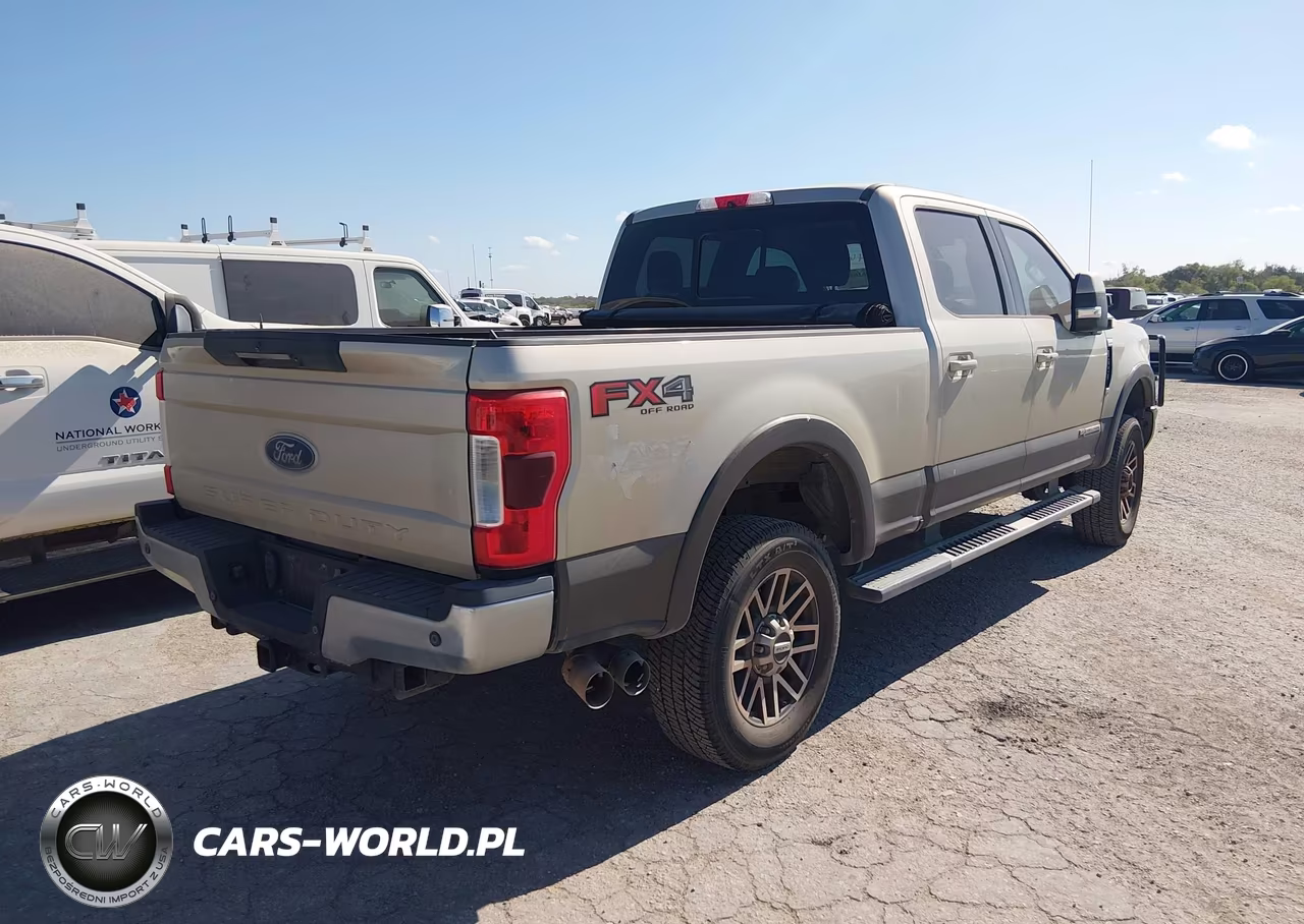 2017 Ford F-250 Lariat VIN:1FT7W2BT6HED41532 - 4