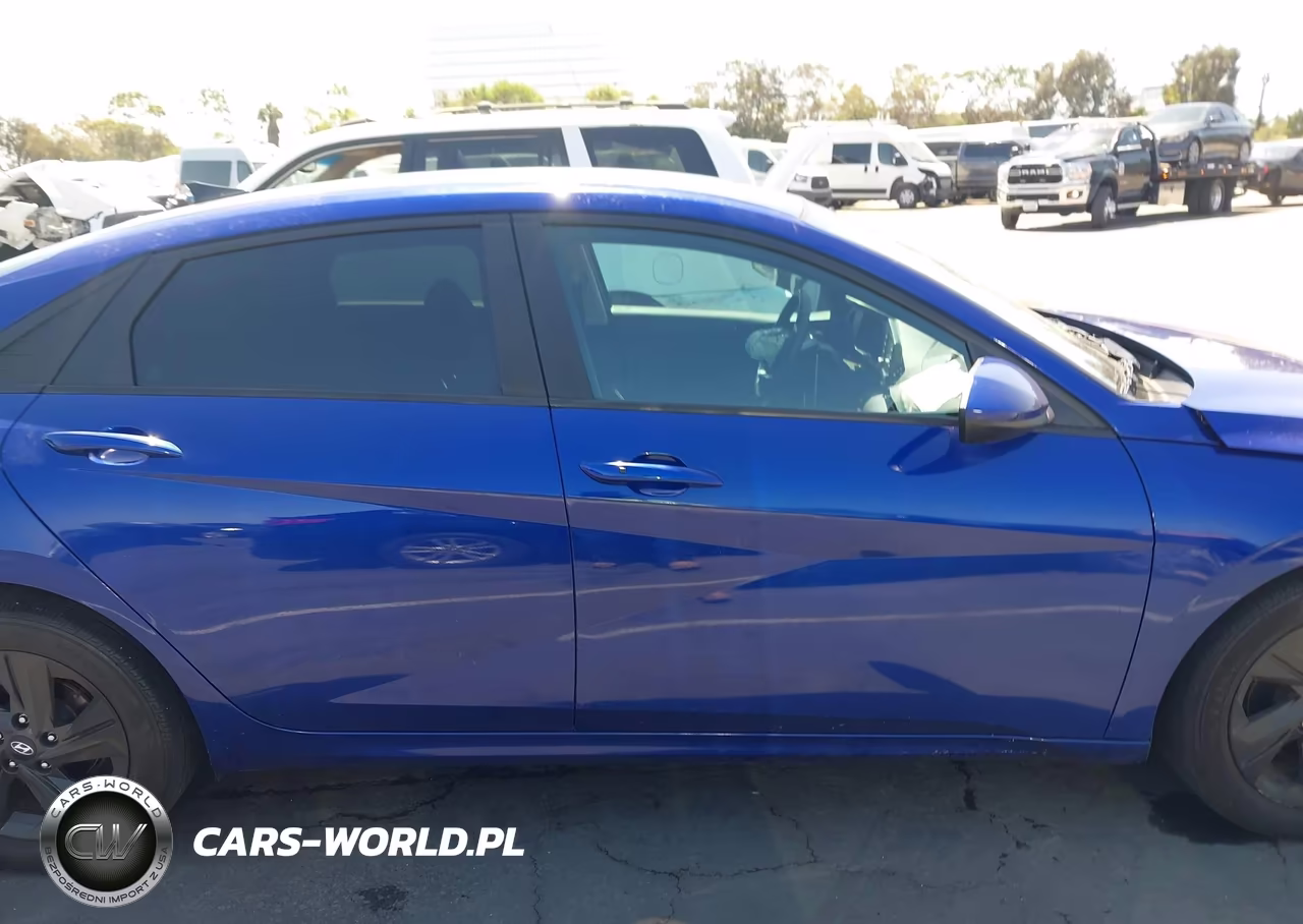 2022 Hyundai Elantra Sel VIN:KMHLM4AG7NU335546 - 13