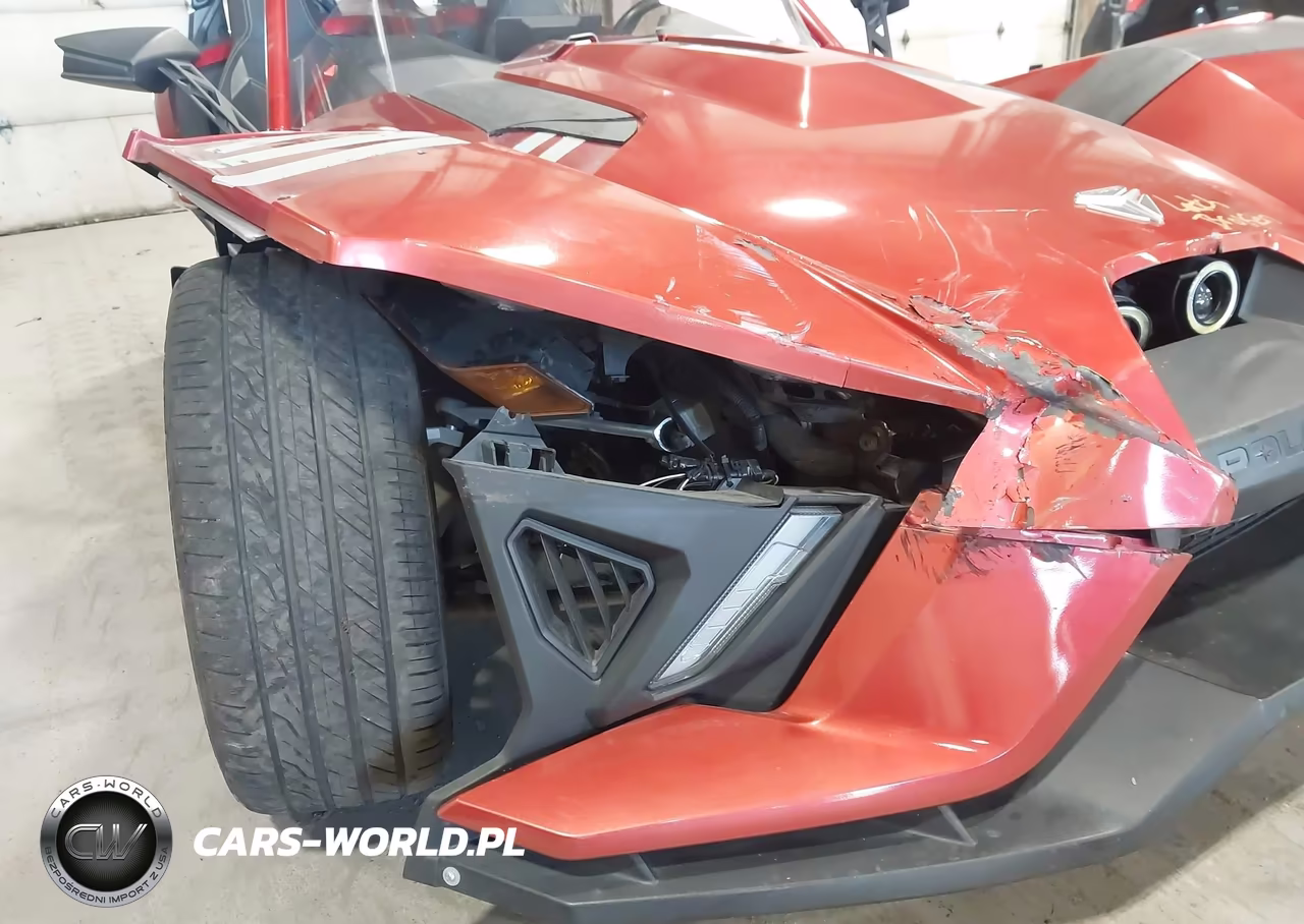 2017 Polaris Slingshot Sl VIN:57XAAPFA1H8122042 - 12