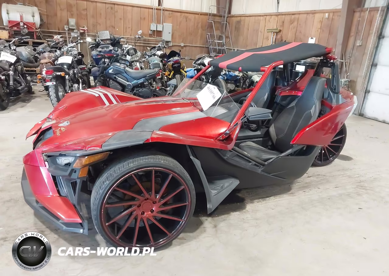 2017 Polaris Slingshot Sl VIN:57XAAPFA1H8122042 - 2