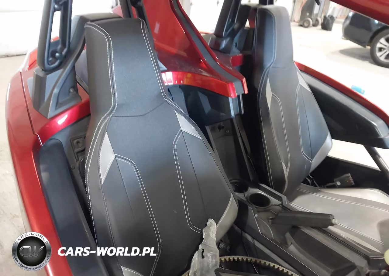2017 Polaris Slingshot Sl VIN:57XAAPFA1H8122042 - 8