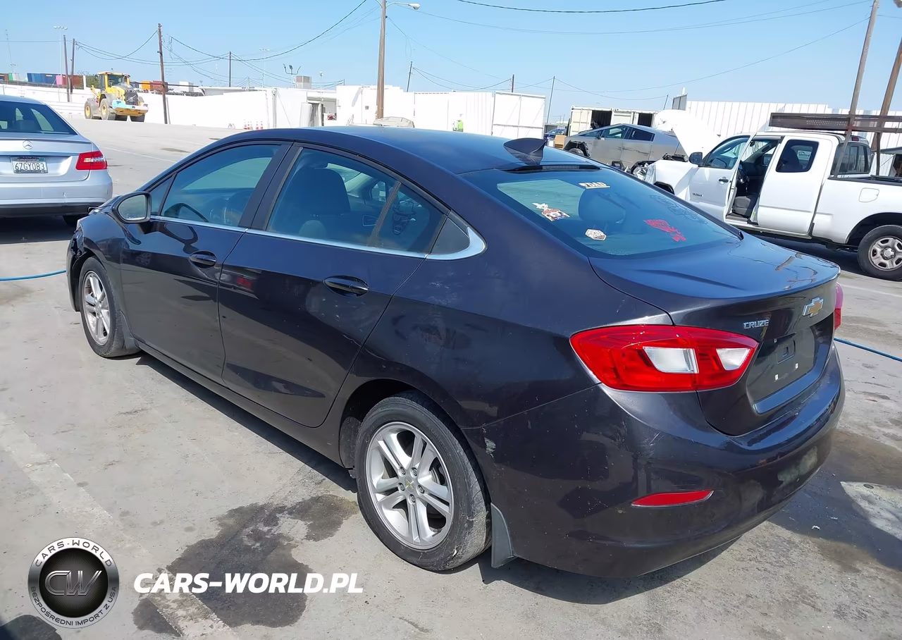 2016 Chevrolet Cruze Lt Auto VIN:1G1BE5SM4G7245689 - 3