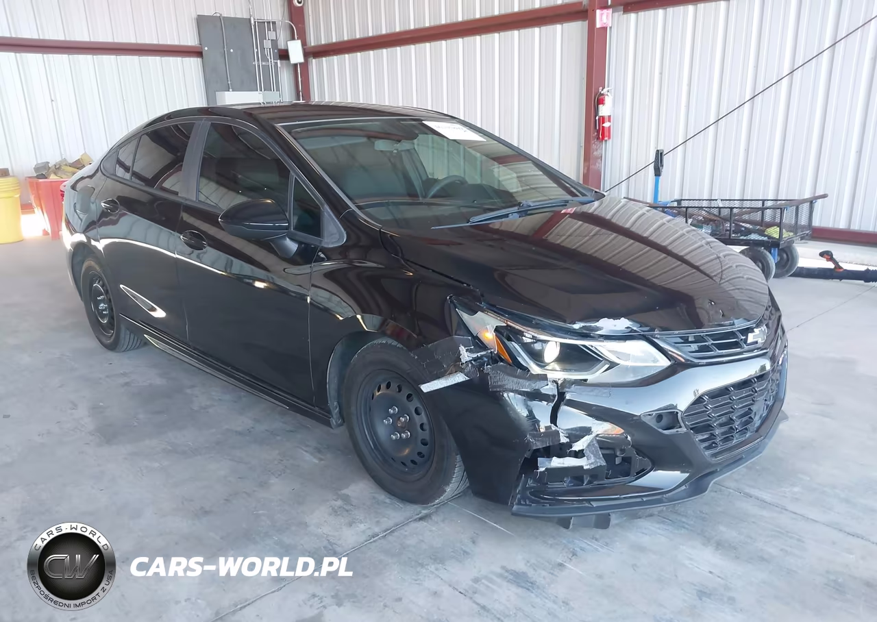 2018 Chevrolet Cruze Lt Auto – zdjęcie 1 z 16