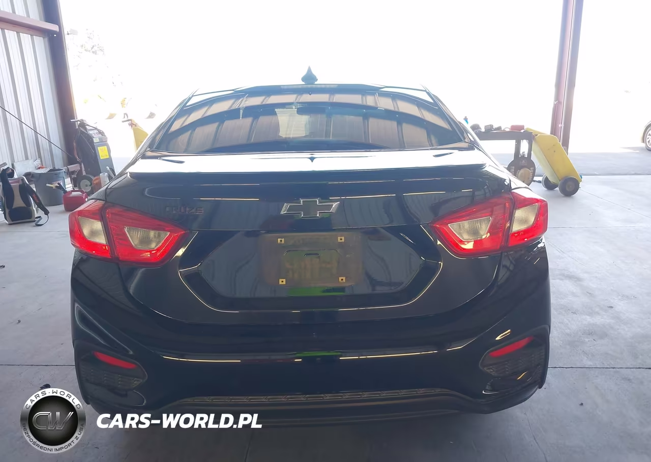 2018 Chevrolet Cruze Lt Auto VIN:1G1BE5SM5J7147990 - 16