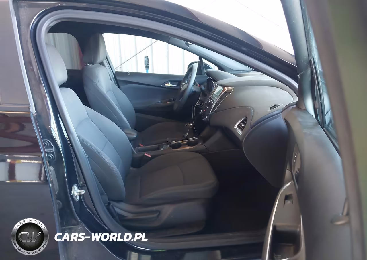 2018 Chevrolet Cruze Lt Auto VIN:1G1BE5SM5J7147990 - 5