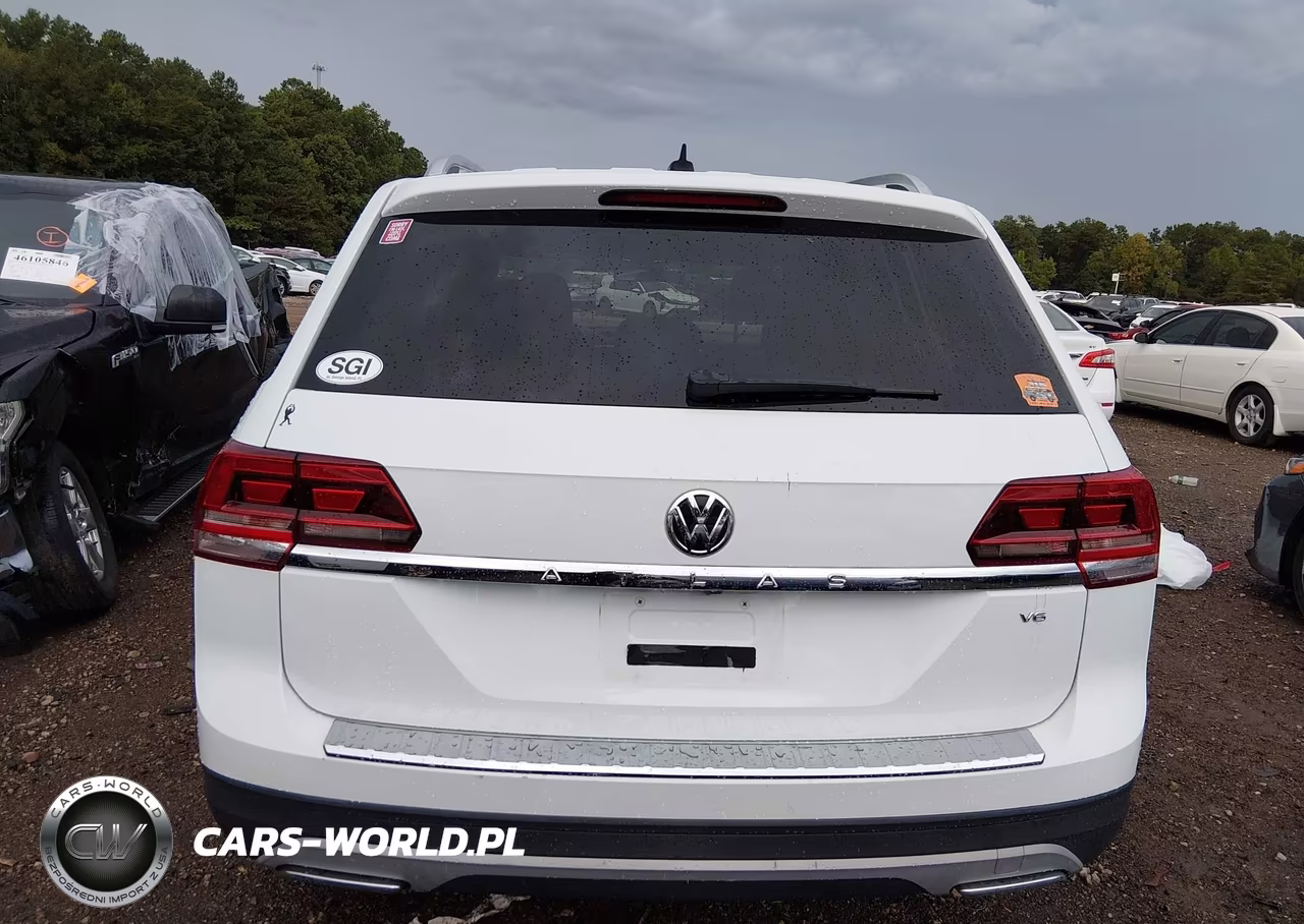 2018 Volkswagen Atlas 3.6L V6 Launch Edition VIN:1V2BR2CAXJC501037 - 17