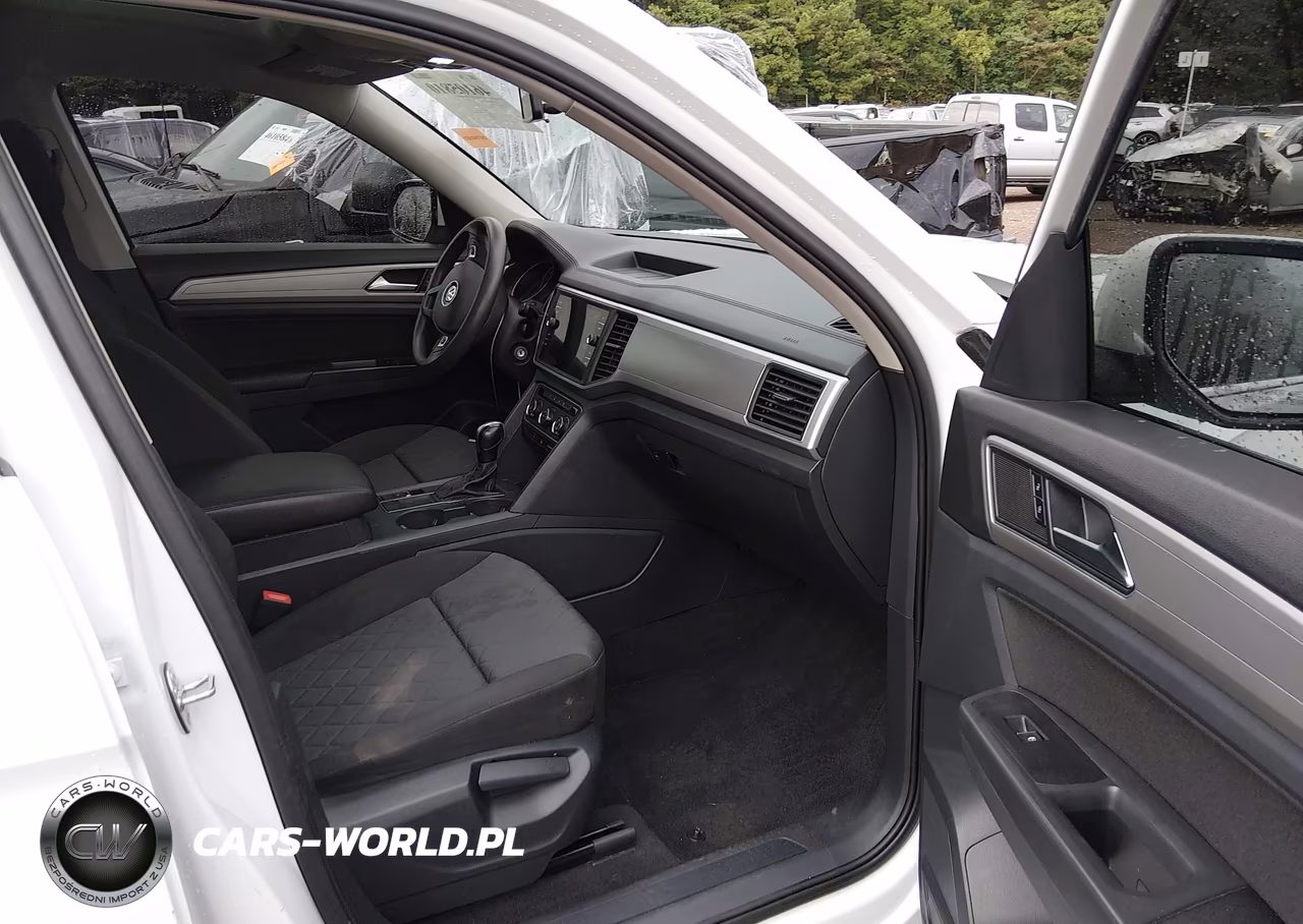 2018 Volkswagen Atlas 3.6L V6 Launch Edition VIN:1V2BR2CAXJC501037 - 5