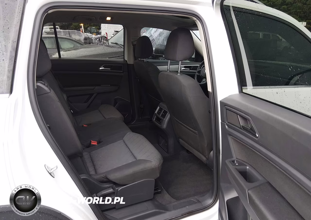 2018 Volkswagen Atlas 3.6L V6 Launch Edition VIN:1V2BR2CAXJC501037 - 8