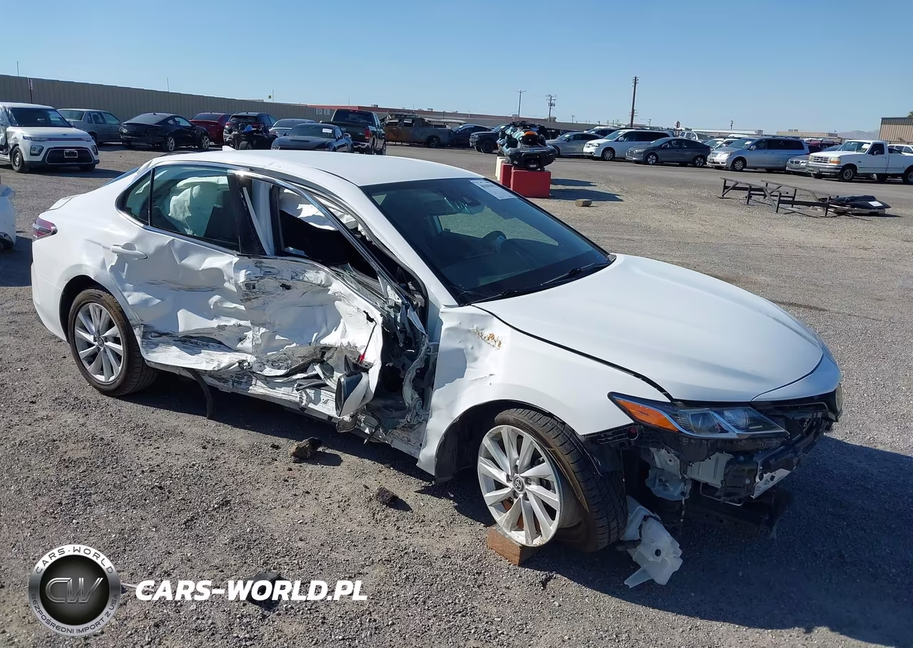 2023 Toyota Camry Le