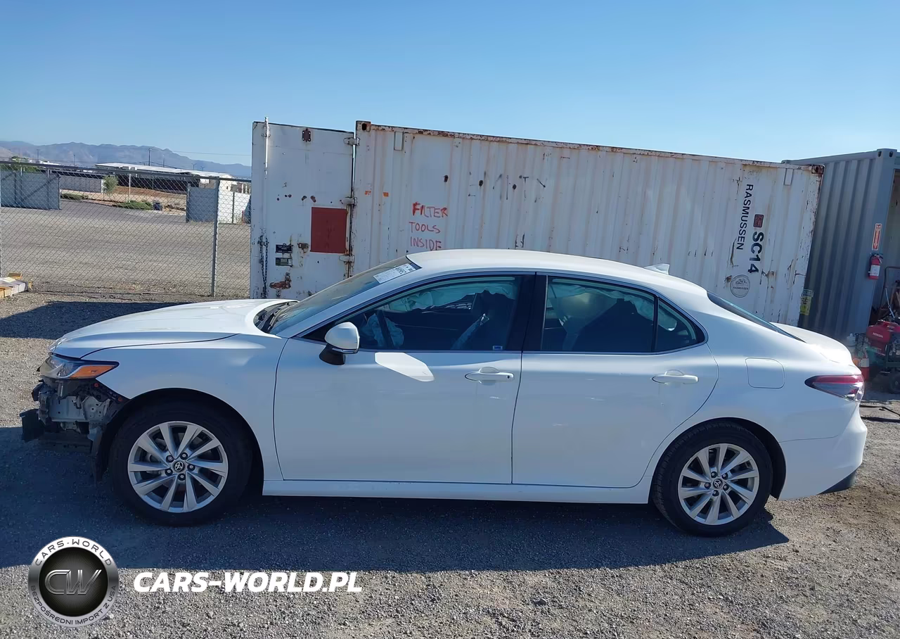 2023 Toyota Camry Le VIN:4T1R11AKXPU137617 - 14