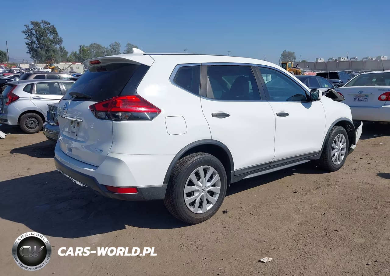 2017 Nissan Rogue S VIN:KNMAT2MV4HP549913 - 4