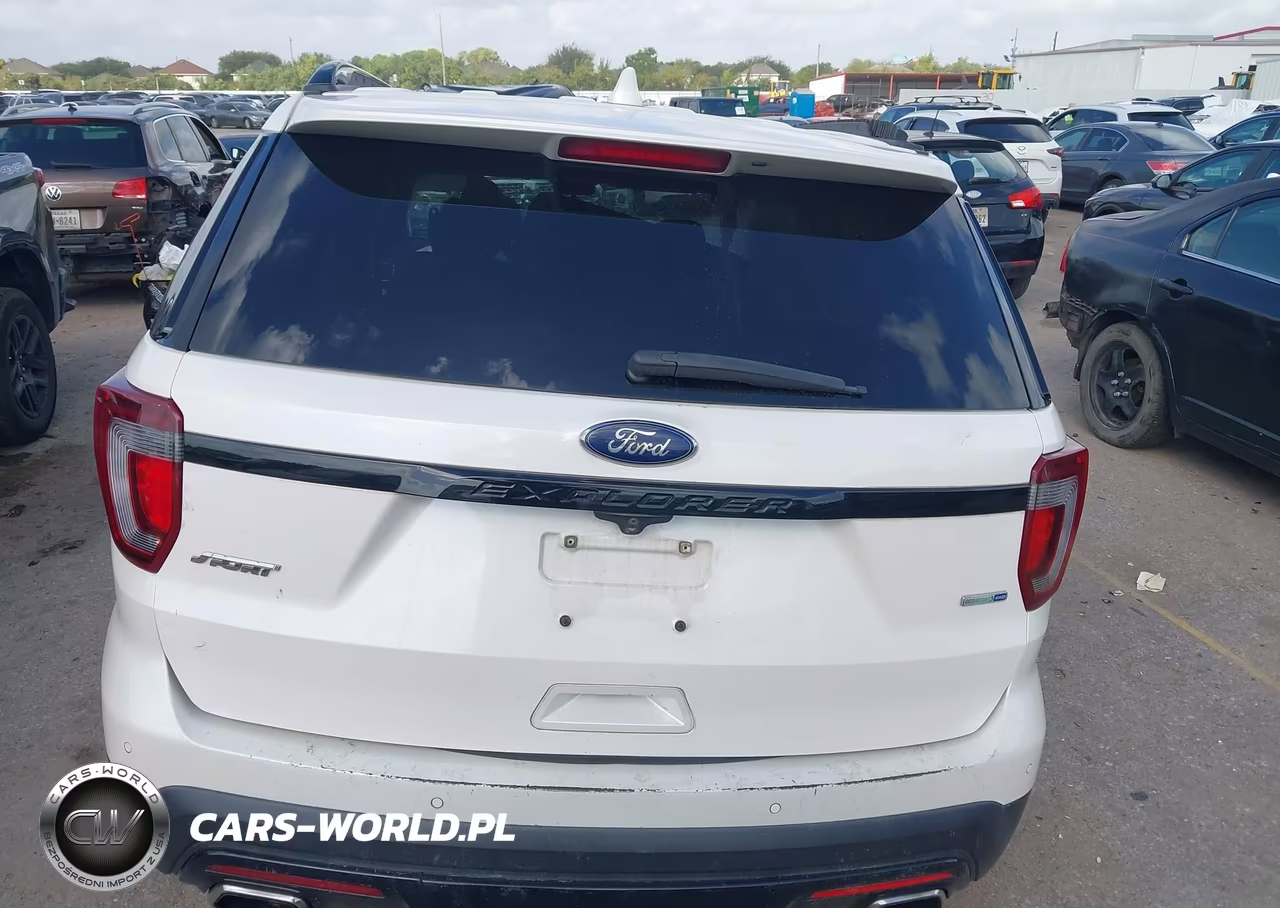 2017 Ford Explorer Sport VIN:1FM5K8GTXHGE22404 - 15