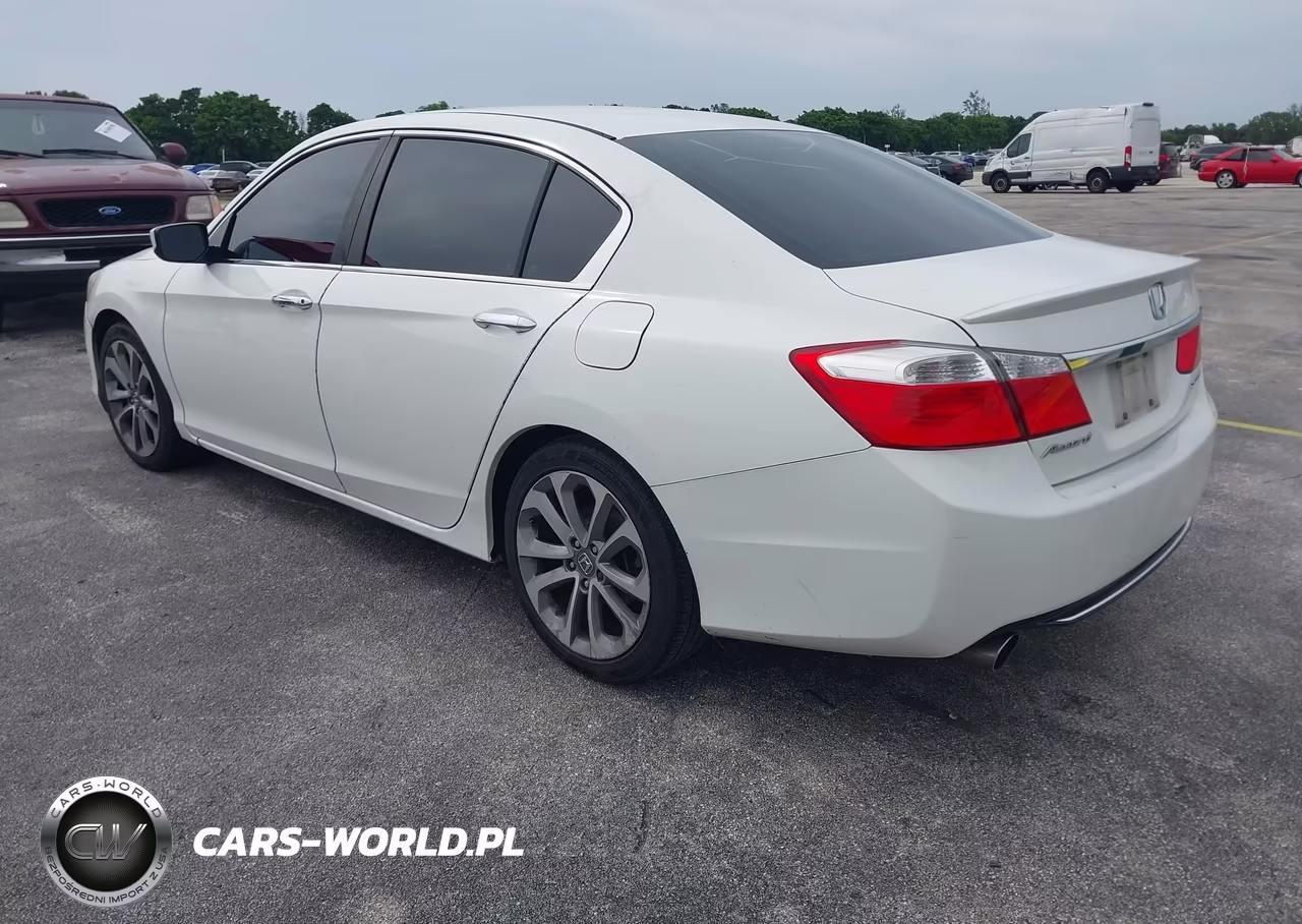 2013 Honda Accord Sport VIN:1HGCR2F5XDA100853 - 3
