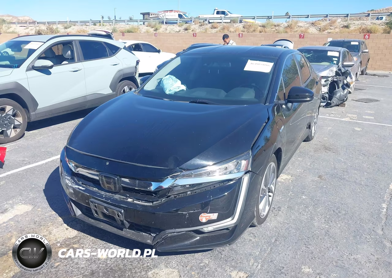 2018 Honda Clarity Plug-In Hybrid Touring VIN:JHMZC5F36JC008549 - 2