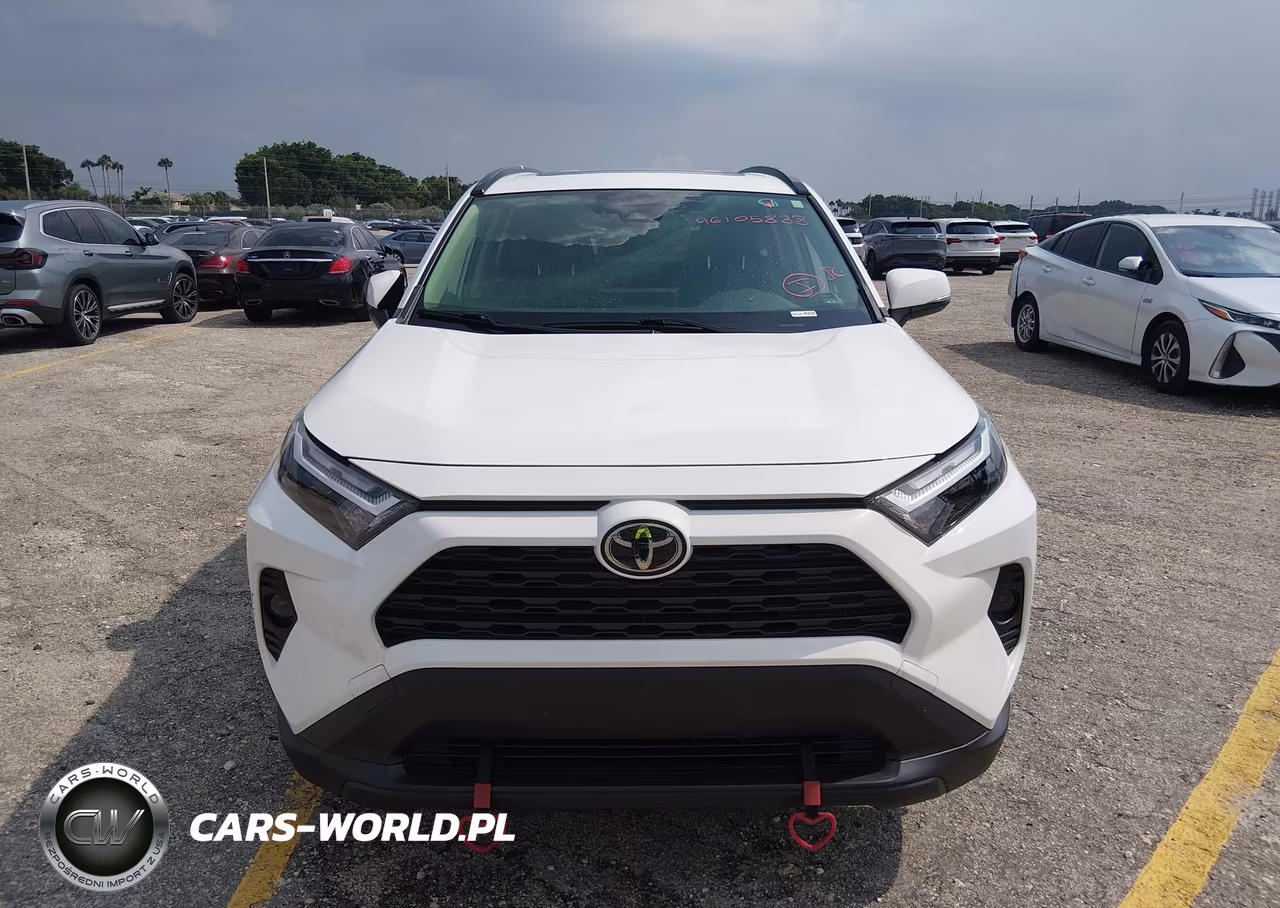 2025 Toyota Rav4 Hybrid Xle VIN:JTMRWRFV1SD286773 - 11