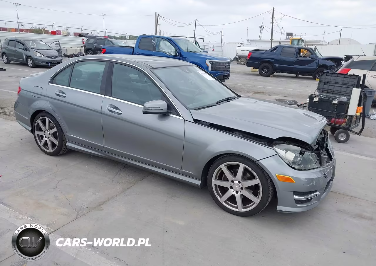 2013 Mercedes-Benz C 250 Sport
