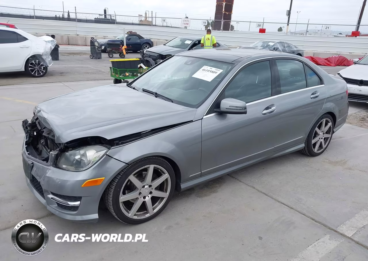2013 Mercedes-Benz C 250 Sport VIN:WDDGF4HB2DR248865 - 2