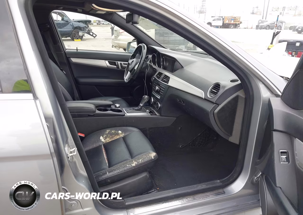 2013 Mercedes-Benz C 250 Sport VIN:WDDGF4HB2DR248865 - 5