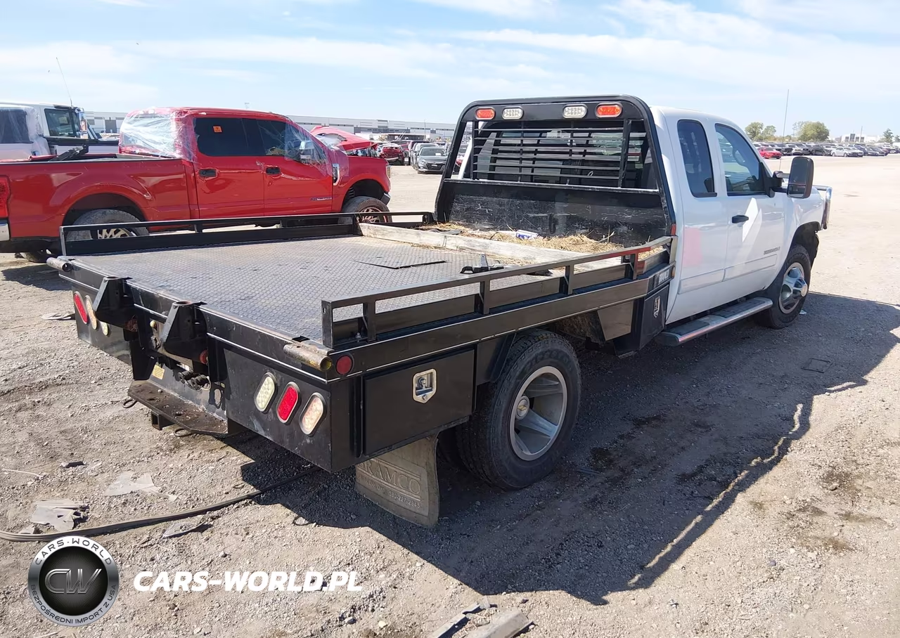 2008 Chevrolet Silverado 3500Hd Chassis Lt1 VIN:1GBJC39K58E143062 - 4