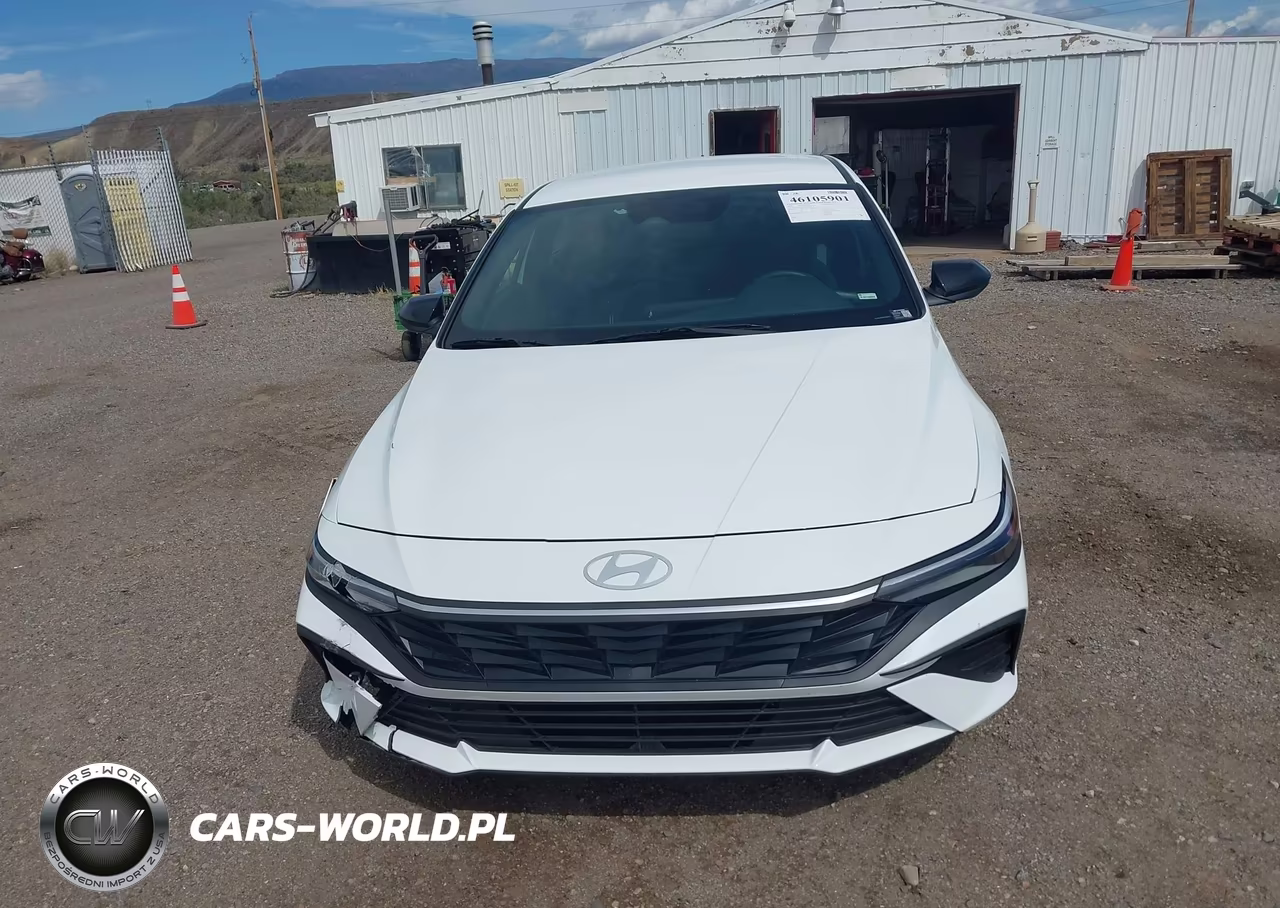 2026 Hyundai Elantra Sel Sport VIN:KMHLM4DG5TU228021 - 12