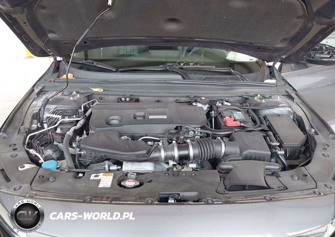 2018 Honda Accord Touring 2.0T VIN:1HGCV2F92JA051190 - 10
