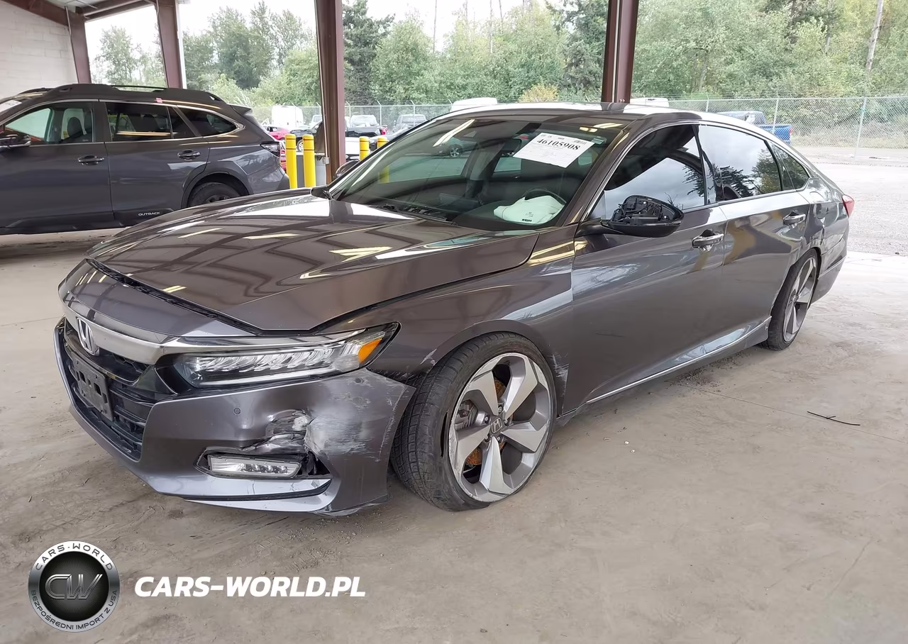 2018 Honda Accord Touring 2.0T VIN:1HGCV2F92JA051190 - 2