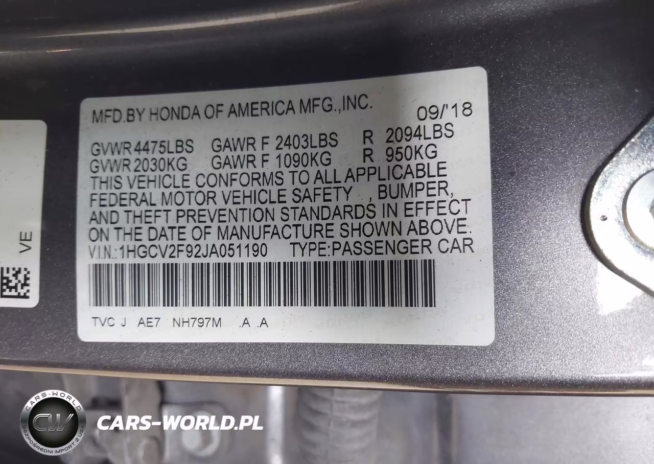 2018 Honda Accord Touring 2.0T VIN:1HGCV2F92JA051190 - 9