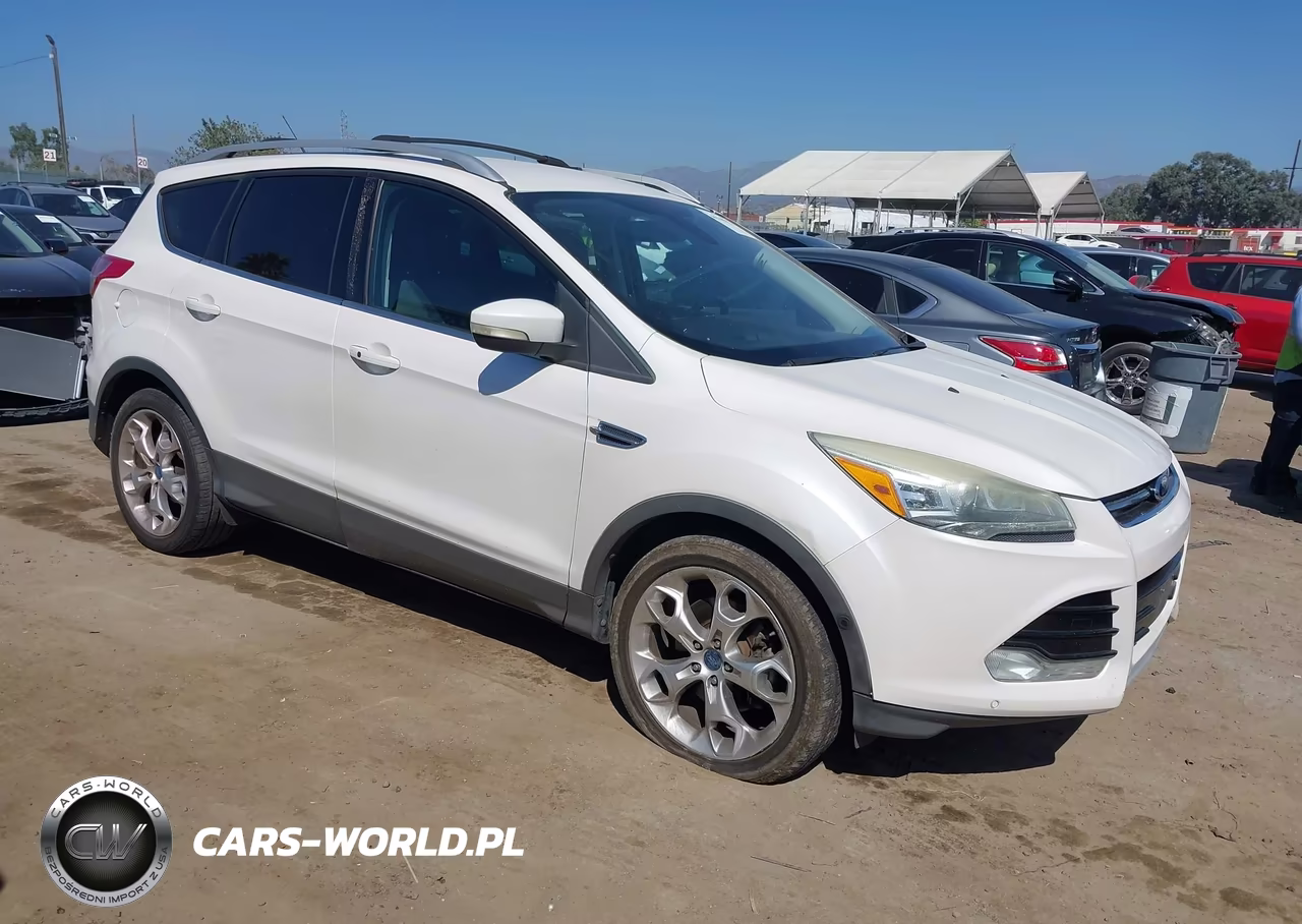 2013 Ford Escape Titanium – zdjęcie 1 z 16