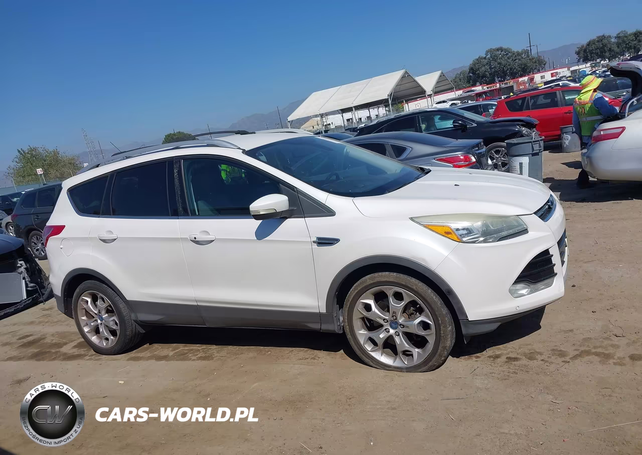 2013 Ford Escape Titanium VIN:1FMCU0J9XDUB64364 - 13