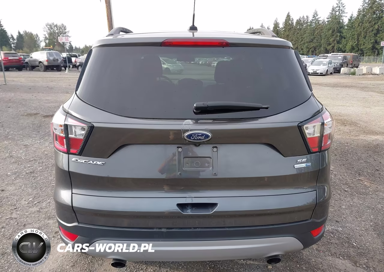 2018 Ford Escape Se VIN:1FMCU9GD1JUC38802 - 16