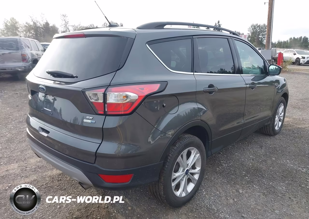 2018 Ford Escape Se VIN:1FMCU9GD1JUC38802 - 4