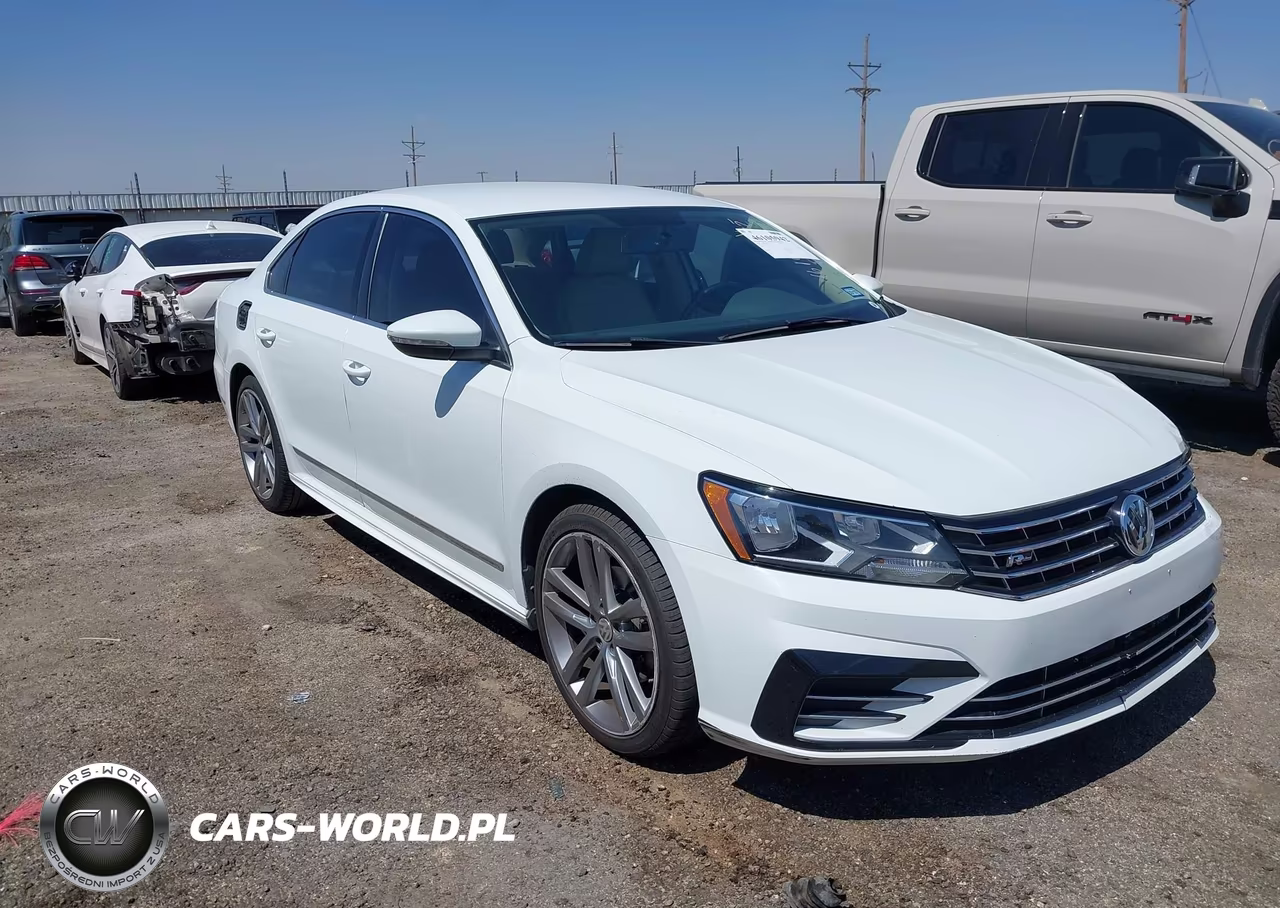 2016 Volkswagen Passat 1.8T R-Line VIN:1VWAT7A36GC067270 - 1
