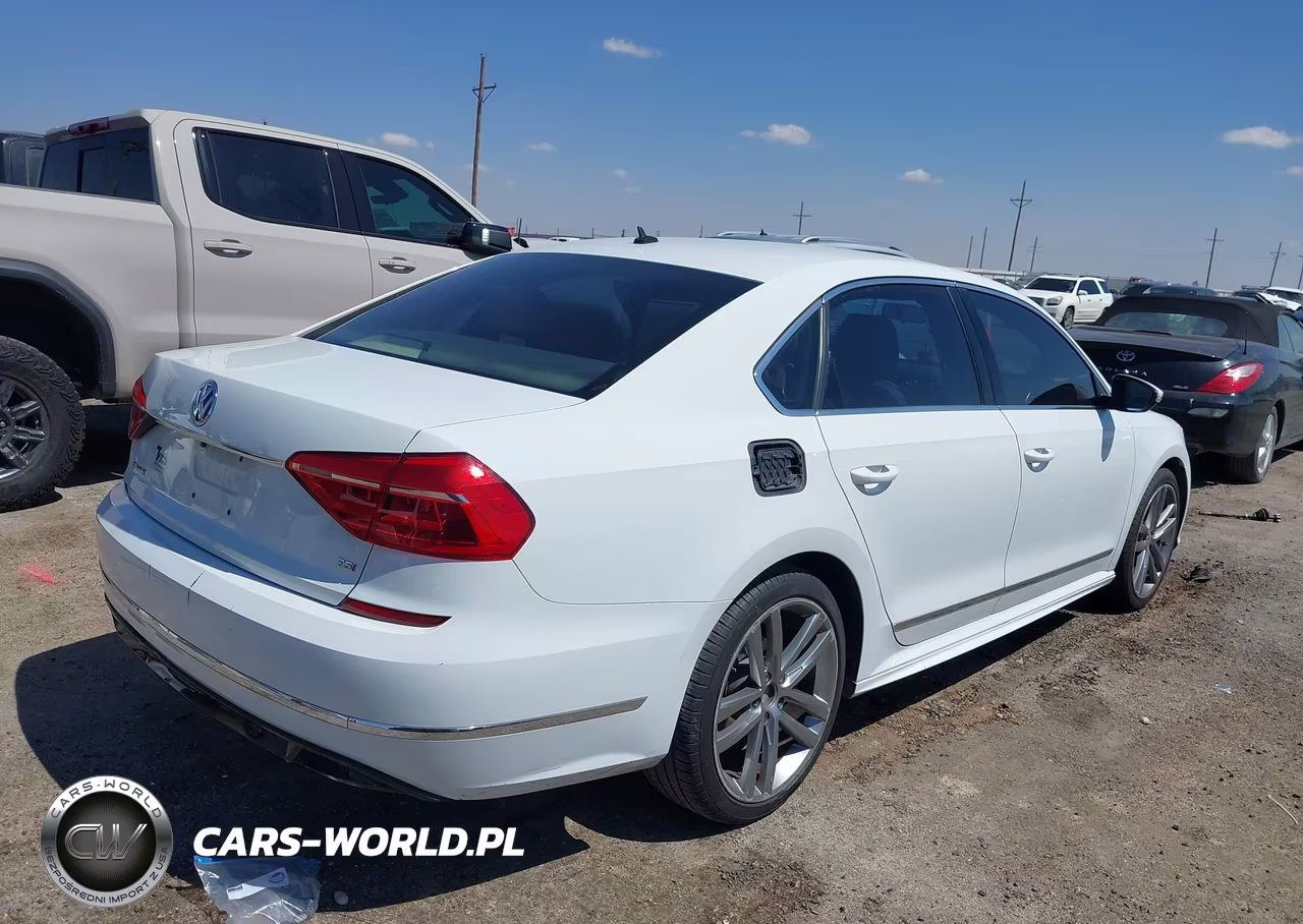 2016 Volkswagen Passat 1.8T R-Line VIN:1VWAT7A36GC067270 - 4