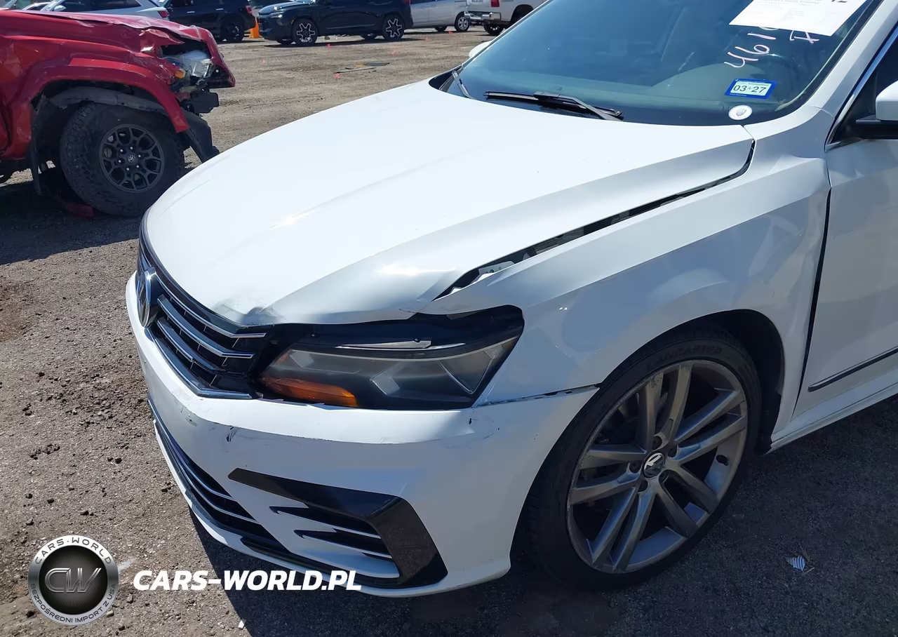 2016 Volkswagen Passat 1.8T R-Line VIN:1VWAT7A36GC067270 - 6