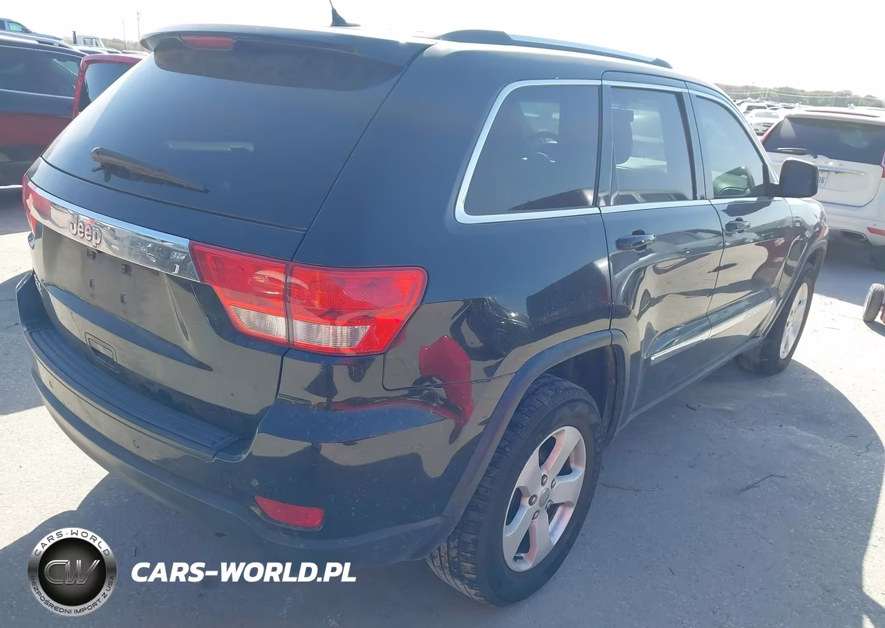 2012 Jeep Grand Cherokee Laredo VIN:1C4RJFAG9CC349860 - 4