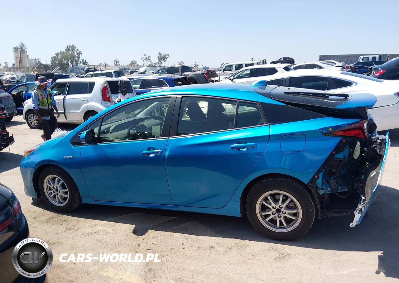 2019 Toyota Prius Le VIN:JTDKARFU1K3079443 - 14