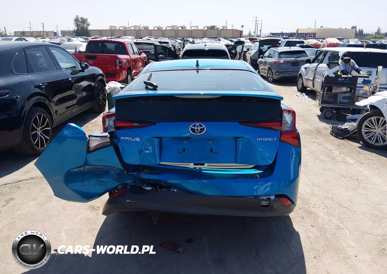 2019 Toyota Prius Le VIN:JTDKARFU1K3079443 - 16