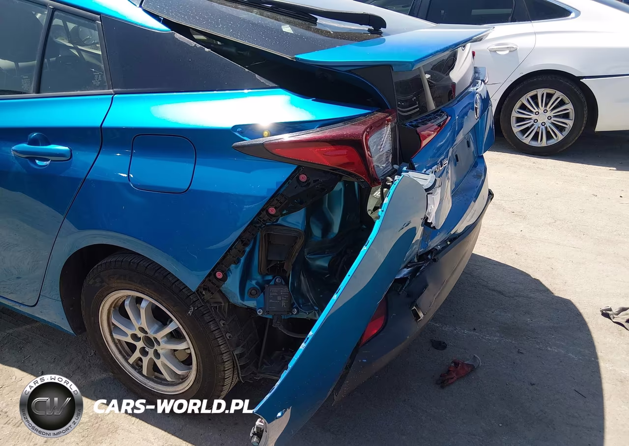 2019 Toyota Prius Le VIN:JTDKARFU1K3079443 - 6
