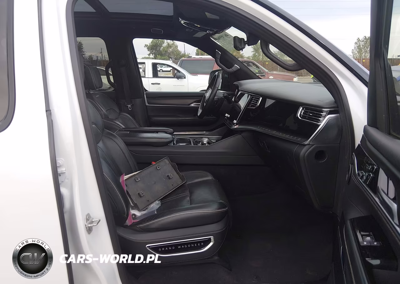 2024 Jeep Grand Wagoneer L Series Ii 4X4 VIN:1C4SJSFP7RS150226 - 5